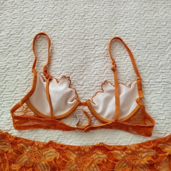 Marvel By La Perla Lace Floral Lingerie Set Italy  Sz 8 - Picture 6 of 10